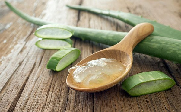 10 Bài thuốc dân gian chữa rụng tóc hiệu quả tại nhà