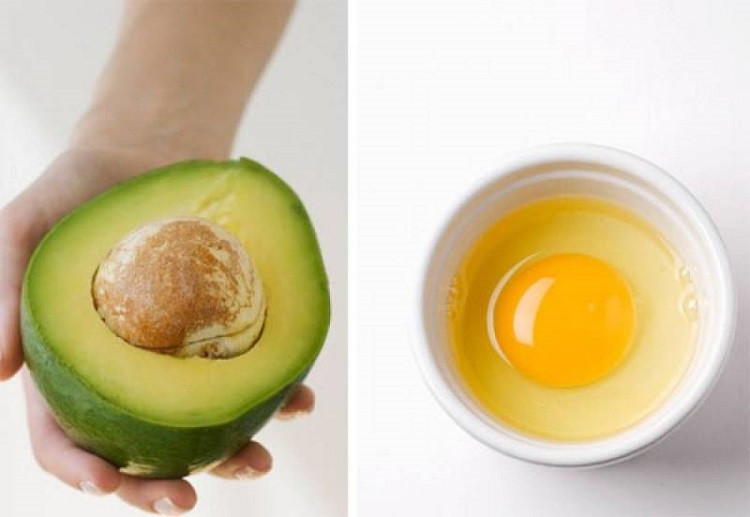 Cách Làm Ủ Tóc Từ Bơ Và Trứng Gà