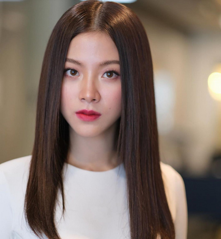 Lợi ích của ép tóc thẳng